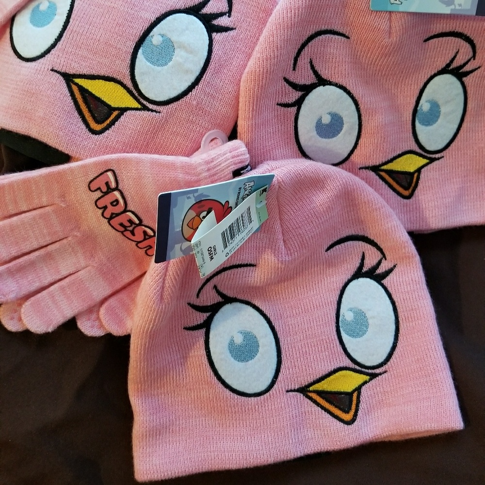 NWT - Pink Angry Birds knit cap and gloves set.